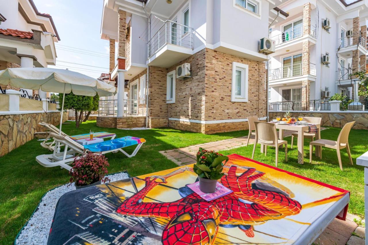 Villa Yasam Park - Luxury 8 Person - Fethiye Calis Beach 90Mt Экстерьер фото