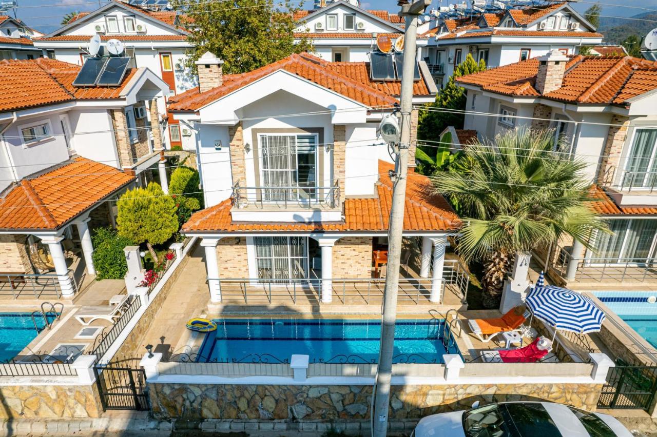 Villa Yasam Park - Luxury 8 Person - Fethiye Calis Beach 90Mt Экстерьер фото